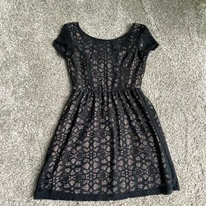 Speeckless Woman’s Dress in Sz 7 in gently used condition